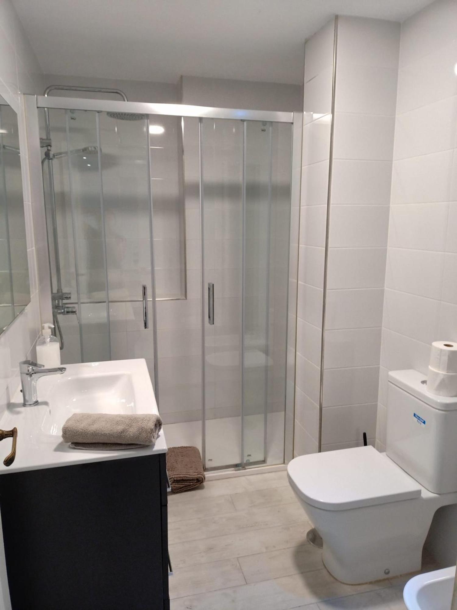 Piso Con Parkinprivado Y A10Minutosdelaplayaandando Lägenhet Málaga Exteriör bild