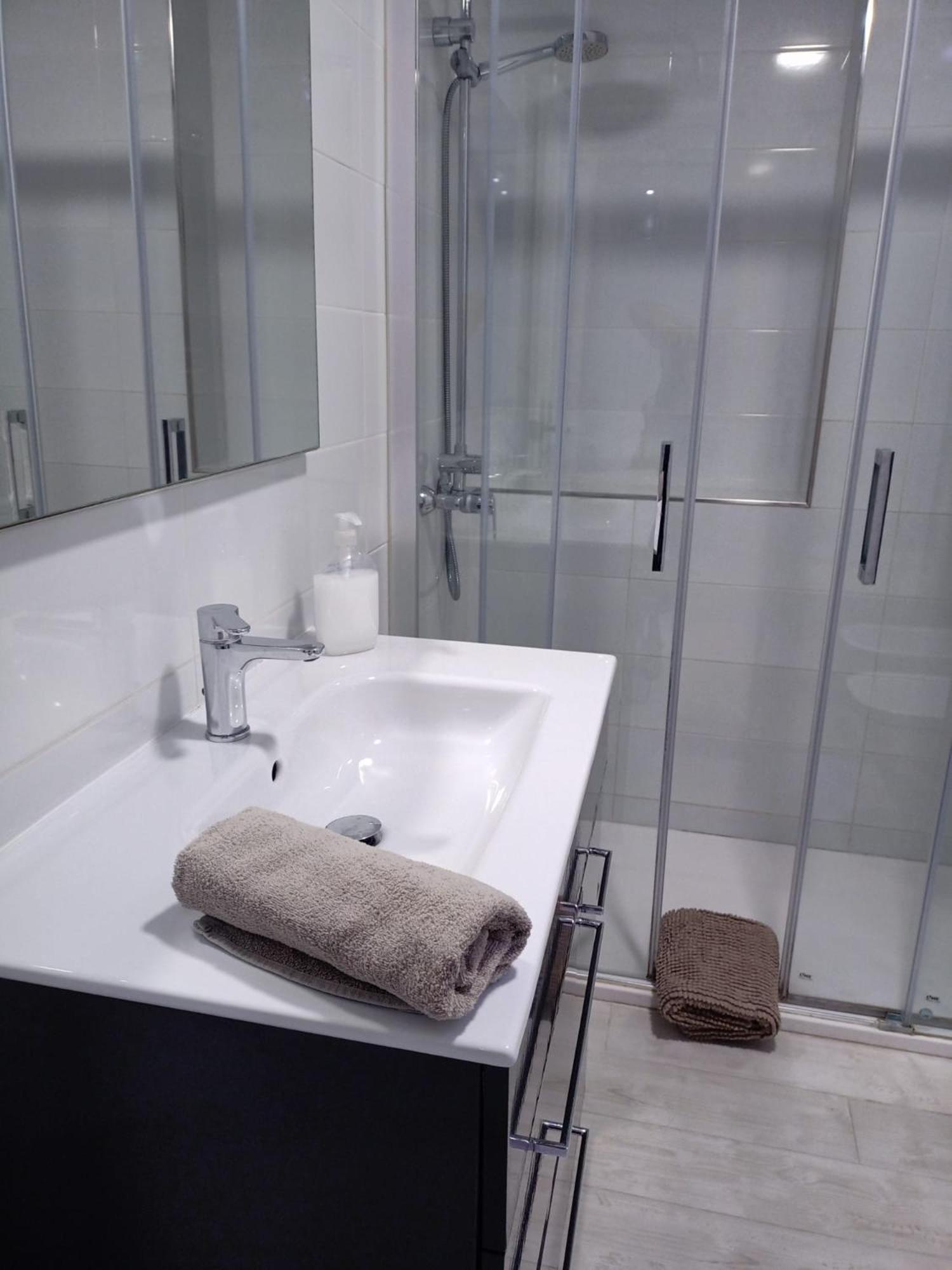 Piso Con Parkinprivado Y A10Minutosdelaplayaandando Lägenhet Málaga Exteriör bild